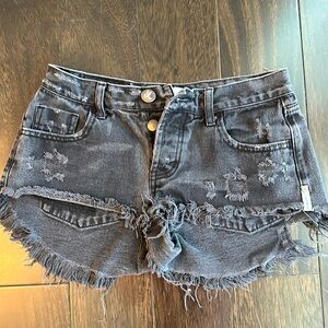 One teaspoon black Jean shorts size 23